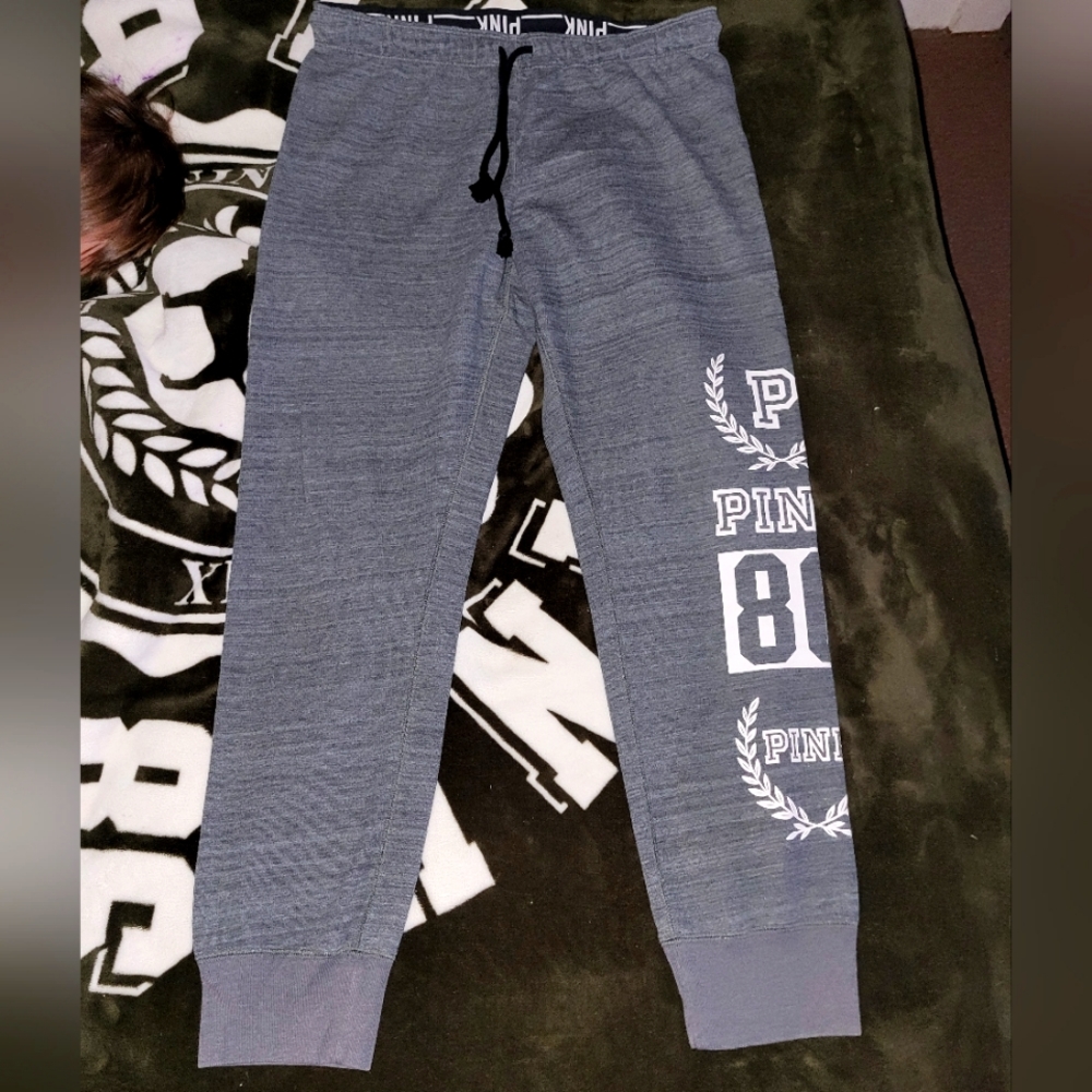 Vs pink vintage htf jogger sweatpants, size large.